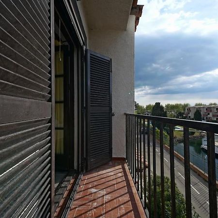 Bonito Apartamento Equipado, Cerca De La Playa Empuriabrava Exterior foto